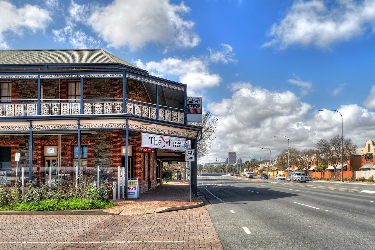 The Mile End Hotel Adelaide Exterior foto