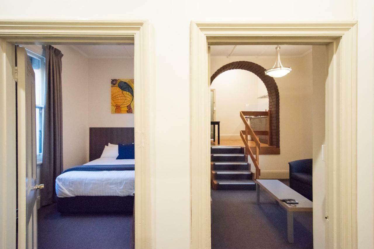 The Mile End Hotel Adelaide Exterior foto