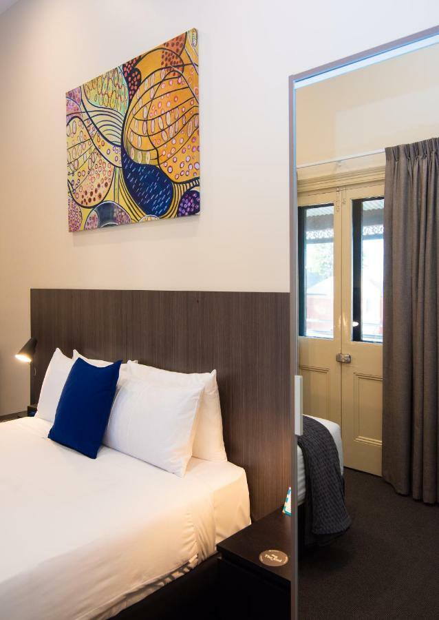 The Mile End Hotel Adelaide Exterior foto