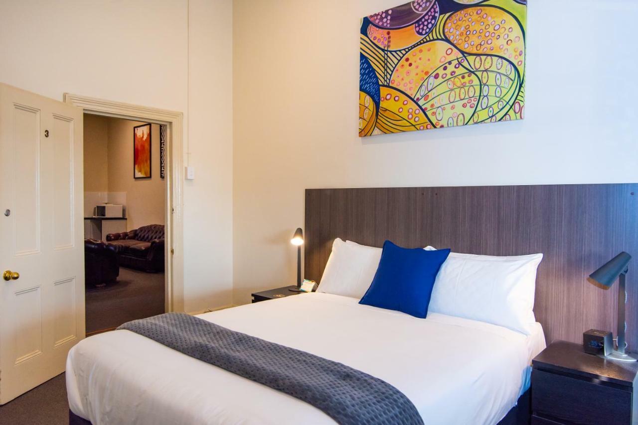 The Mile End Hotel Adelaide Exterior foto